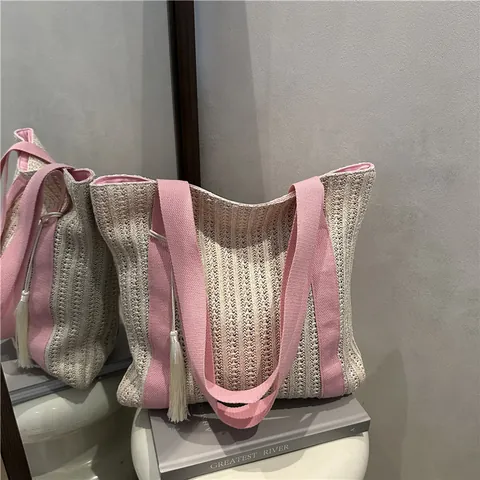 Summer Casual Straw Woven Tote Bag For Women Large Capacity Beach Shoulder Bag With Tassel Hand-Woven Vacation Handbags