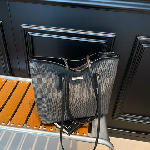 Large Capacity Tote Bag For Women Minimalist Woven Texture PU Leather Shoulder Bag Retro Office Commuting Handbag
