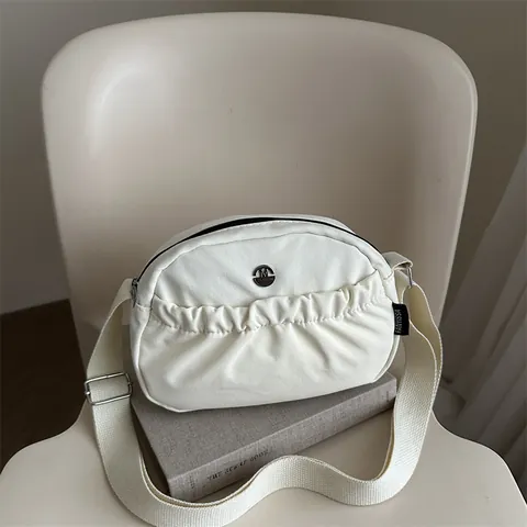 Damen Casual Nylon Umhängetasche Minimalistische Gefaltete Schultertasche Leichte Große Kapazität Reisen Student Schultasche