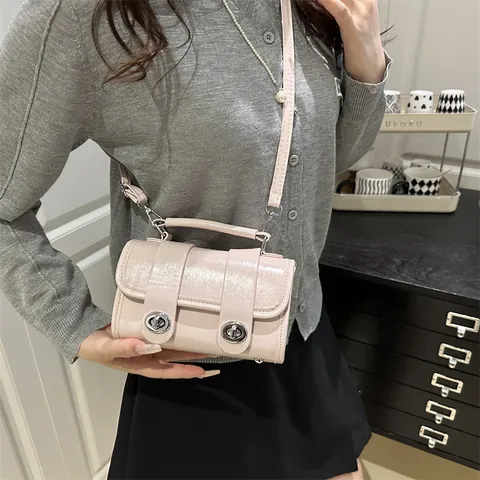 Bolso de Hombro Cuadrado de Cuero PU para Mujer Con Lazo de Encaje Amuleto de Corazón de Perla Bolso de Mano Coreano de Moda