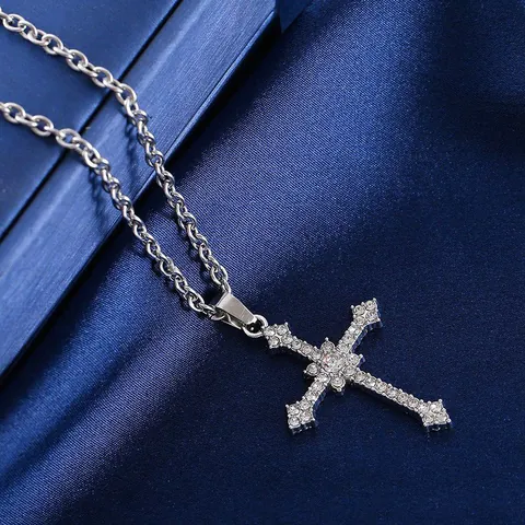 Chaîne en Acier Titane Alliage Strass Croix Pendentif Collier Vintage Gothique Punk Design de Niche Bijoux Cadeau