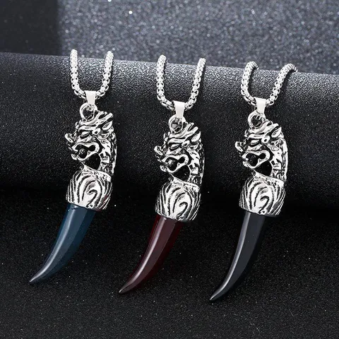 Collier Dent de Loup en Acier Inoxydable pour Hommes Tête de Dragon Vintage Style Punk Pendentif en Alliage et Résine Bijoux