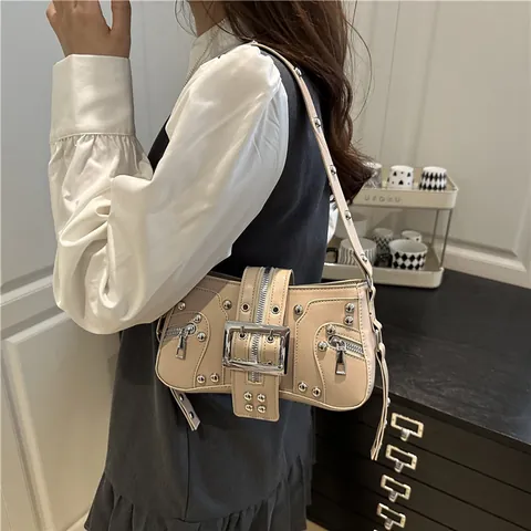 Women's Vintage Punk Rivet Underarm Bag PU Leather Y2K Motorcycle Shoulder Bag With Silver Buckle Zip Rock Style Handbag