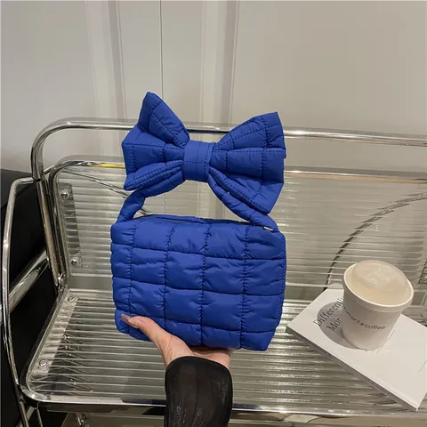 Sac à Main Matelassé Rembourré pour Femmes Avec Grande Poignée en Nœud Sac Nuage en Nylon Petit Tote pour Style de Rue Quotidien