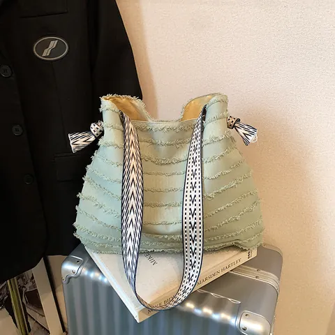 Women Large Canvas Tote Bag With Raw Edge Fringe Detail Geometric Woven Strap Casual Bohemian Shoulder Bag Daily Commute