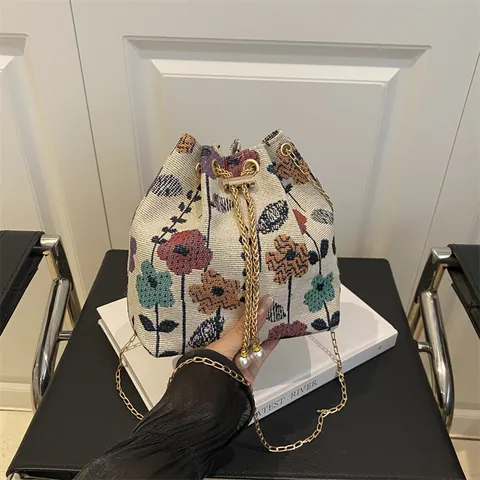 Borsa a Secchiello con Coulisse Floreale Jacquard Vintage da Donna Borsa a Tracolla a Catena con Decorazione di Künstliche Perle