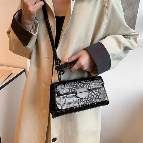 Sac Bandoulière Rétro en Cuir PU pour Femmes Petit Sac Carré Avec Serrure en Métal Motif Crocodile Texture Denim