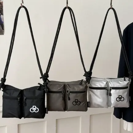 Women Casual Waterproof Nylon Crossbody Bag Large Capacity Urban Techwear Shoulder Bag With Adjustable Knot Strap Multi Pocket Small Square Bag