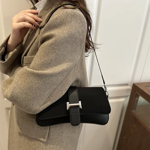 Bolso de Axila de Cuero PU Vintage para Mujer Bolso de Hombro de Color de Contraste de Moda Con Hebilla de Metal Bolso Baguette