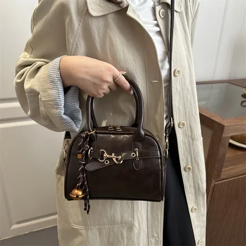 Borsa Boston da Donna in Pelle PU Retrò Borsa a Mano con Morsetto Pendente a Campanella Elegante Borsa a Tracolla