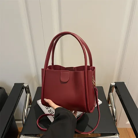 Minimalistische PU Leder Beuteltasche Damen Mit Abnehmbarem Schultergurt Magnetverschluss Täglicher Pendler Handtasche