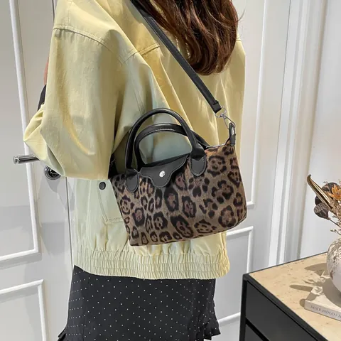 Leopardenmuster Dumpling Handtasche PU Gewebe Tasche Für Damen Mode Crossbody Umhängetasche Mit Verstellbarem Gurt Lässig