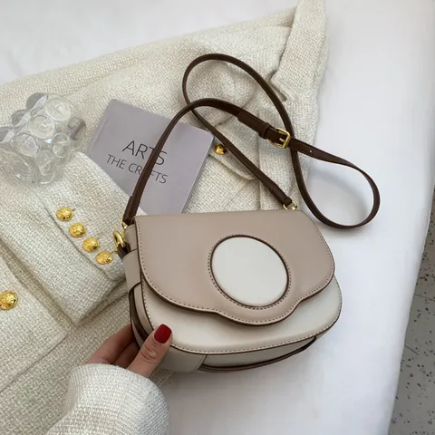 Γυναικεία Vintage Τσάντα Σέλα από Δέρμα PU Color Block Retro Τσάντα Ώμου Crossbody Με Χρυσά Εξαρτήματα Διακοσμητικό Στρογγυλό Patch Ρυθμιζόμενο Λουράκι