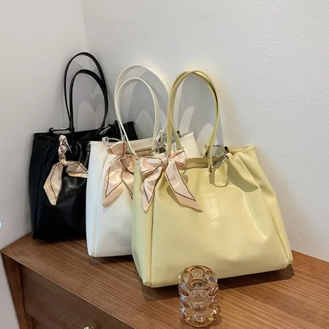 Γυναικεία Τσάντα Tote από Δέρμα PU Μεγάλης Χωρητικότητας Με Μοτίβο Κροκόδειλου και Μεταξωτό Μαντήλι Τσάντα Ώμου για Γραφείο
