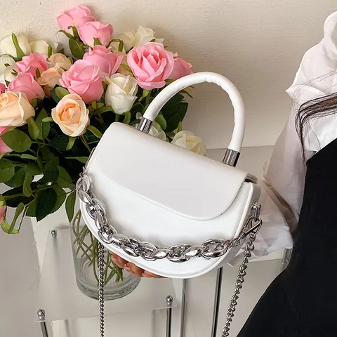 Borsa a Tracolla Saddle in Pelle PU Vintage per Donna Decorazione a Catena alla Moda Borsa a Spalla a Semicerchio