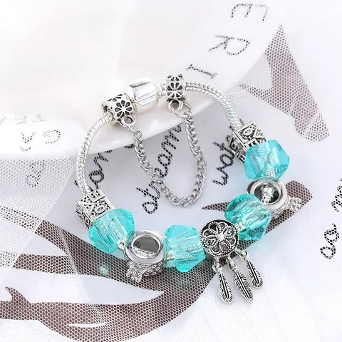 Silver Plated Alloy Dreamcatcher Heart Charm Bracelet With Colorful Crystal Beads And Love Feather Pendants Jewelry For Women