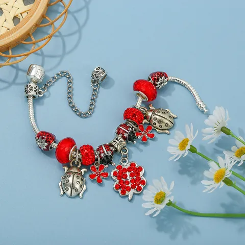 Legierung Garten Thema Charm Armband Roter Marienkäfer Erdbeere Herz Vierblättriges Kleeblatt Emaille Kristall Perlen Schlangenkette Schmuck