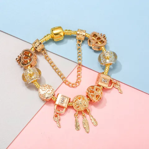 Bracciale Charm DIY in Lega Color Oro Moda Ciondolo Acchiappasogni Cuore Corona Perla di Vetro Foglia Oro Gioielli