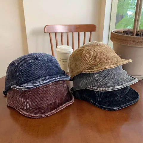 Vintage Corduroy 5-Panel Baseball Cap Women Autumn Winter Adjustable Streetwear Soft Top Short Brim Peaked Hat Outdoor Casual Warm Hat