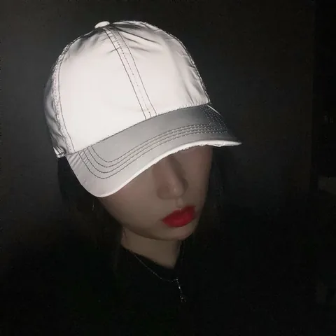 Unisex Reflective Hat High Visibility Japanese Style Baseball Cap Bucket Hat Sun Visor For Night Safety Outdoor Hip Hop Fashion Accessory