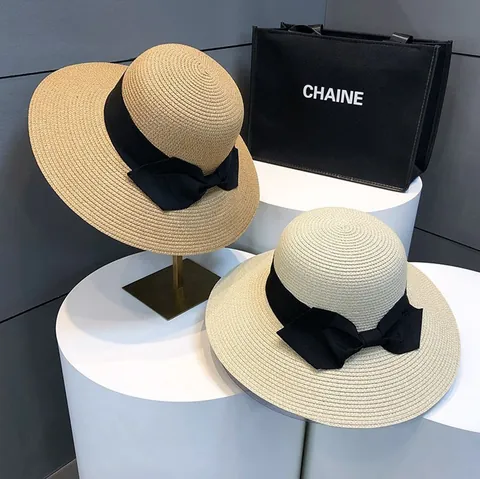 Women's Wide Brim Straw Sun Hat With Bowknot Satin Ribbon Elegant Beach Vacation UV Protection Summer Straw Hat For Ladies