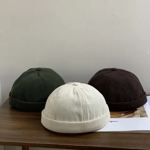 Bonnet Docker Rétro en Velours Côtelé pour Hommes Femmes Sans Bord Miki Hat Vintage Couleur Unie Bord Roulé Beanie Streetwear Décontracté