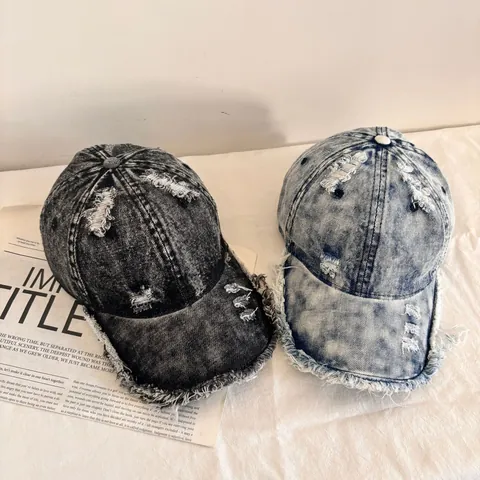 Cappellino da Baseball in Stile Denim Lavato con Bordi Sfrangiati per Uomo Donna Streetwear Consumato Regolabile Parasole