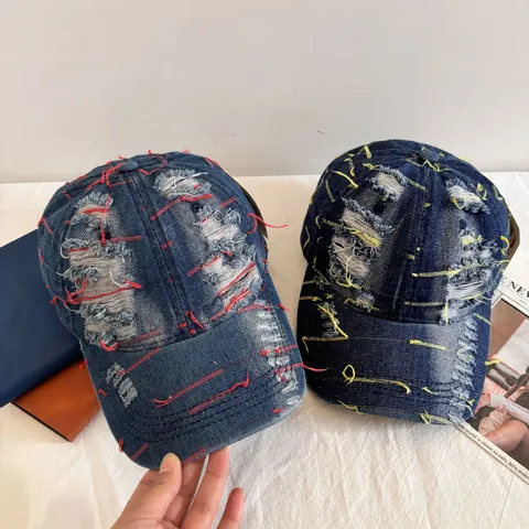 Casquette de Baseball en Denim Vintage Détruit Style Américain Lavé Déchiré Avec Surpiqûres Contrastées Homme Femme