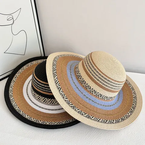 Chapeau de Paille Style Ethnique Bohème pour Femmes Vacances à la Plage Large Bord Motifs Géométriques Tissés Chapeau de Soleil Voyage Doux