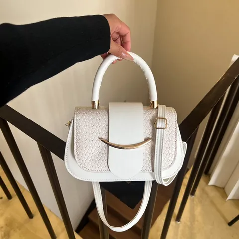Damen Mode Gewebte PU Leder Umhängetasche Retro Casual Crossbody Tasche Elegante Handtasche Mit Metallbeschlägen