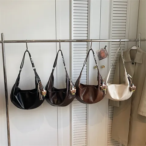 Retro PU Leather Half Moon Hobo Bag Large Capacity Shoulder Bag With Bear Pendant Minimalist Commute Underarm Bag For Women