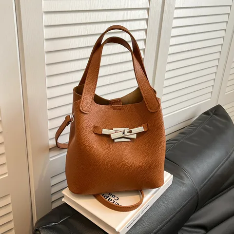Women Pebbled PU Leather Bucket Bag Minimalist Silver Lock Handbag With Shoulder Strap Retro Solid Color Top Handle Bag