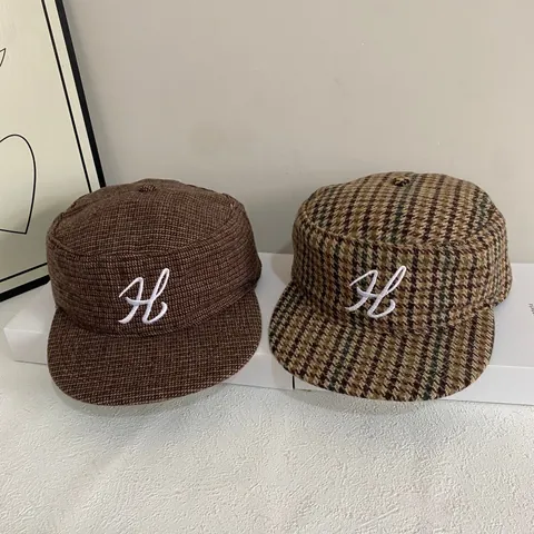 American Retro Flat Top Cadet Hat For Women Men Letter H Embroidery Tweed Houndstooth Military Style Baseball Cap Adjustable Streetwear Hat
