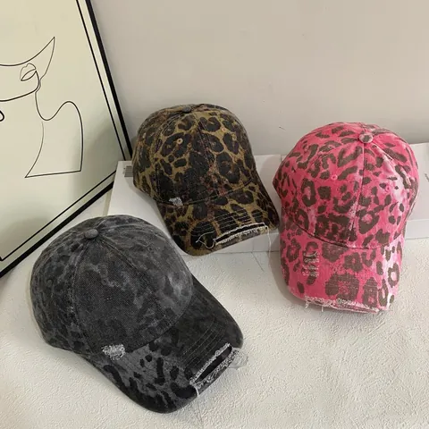 Gorra de Béisbol Vintage Desgastada con Estampado de Leopardo para Mujer Y2K Streetwear Diseño de Agujeros Acid Wash Ajustable