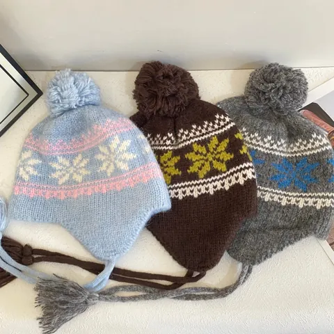 Women Winter Knit Hat Ear Flap Pom Pom Tassels Snowflake Fair Isle Pattern Warm Windproof Acrylic Beanie Outdoor Daily Gift