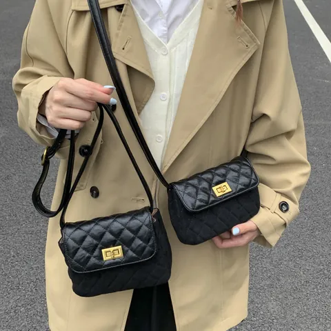 Women's Quilted Contrast Color PU Leather Crossbody Bag Vintage Turn Lock Small Square Shoulder Bag For Daily Work Travel