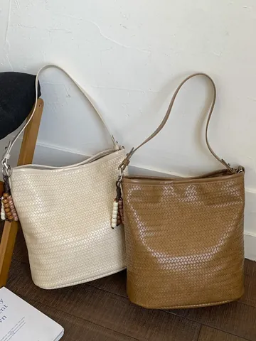 Retro Geflochtene PU Leder Eimertasche Große Kapazität Schulter Umhängetasche Mit Holzperlen Quaste Für Damen Mode Alltag