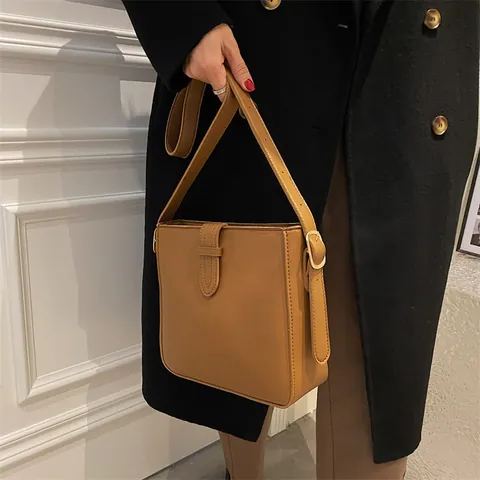 Borsa a Tracolla Minimalista in Pelle PU per Donna Grande Capacità Borsa a Spalla Quadrata Retrò Pendolare Vintage Borsetta