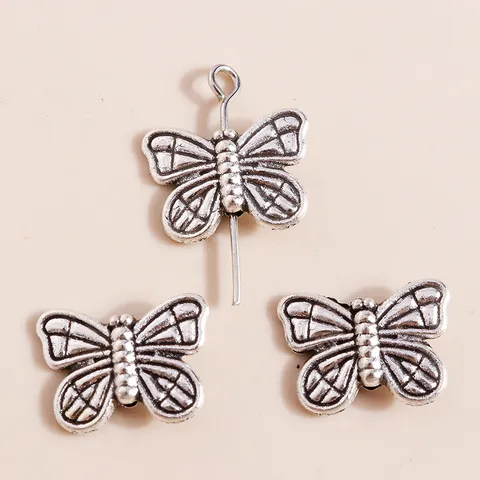 Vintage Alloy Butterfly Charms Pendants Antique Silver Plated Distressed Butterfly Jewelry Accessories For DIY Bracelet Necklace Making