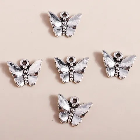 Vintage Alloy Butterfly Pendants Antique Silver Tone Animal Charms For DIY Jewelry Making Necklaces Bracelets Accessories