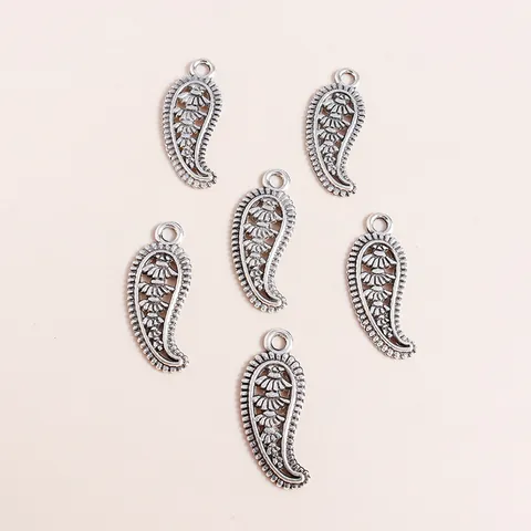 Vintage Alloy Paisley Pendants Hollow Floral Leaf Design Antique Silver DIY Jewelry Making Accessories For Crafting