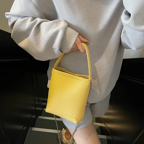Dames Mode PU Leer Mini Emmer Tas Lychee Textuur Magneetsluiting Crossbody Tas Met Zilveren Metalen Ketting Schoudertas Handtas