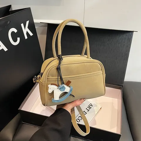 Women Vintage Boston Shoulder Bag Retro PU Leather Top Handle Satchel With Horse Charm Removable Strap Minimalist Crossbody Bag