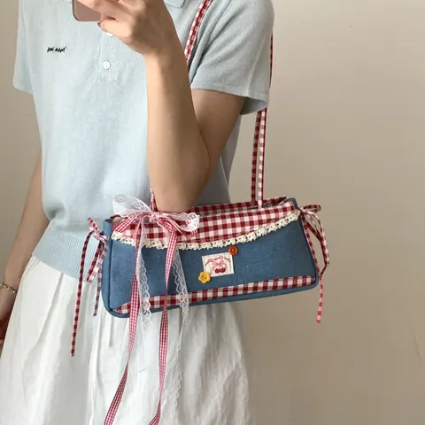 Borsa a Spalla da Donna Dolce Retro in Denim con Bordo in Pizzo Gingham Rosso e Decorazione Fiocco Ciliegia Cottagecore