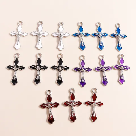 Ciondoli a Croce Crocifisso in Lega Smaltata Pendenti con Rilievo di Gesù per Creazione di Gioielli Collane Bracciali Fai-da-te Accessori Retro