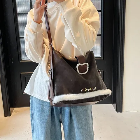 Women Retro Winter Faux Fur Trim Tote Bag Large Capacity PU Leather Shoulder Bag With Bear Patch Lucky Day Embroidery Casual Handbag
