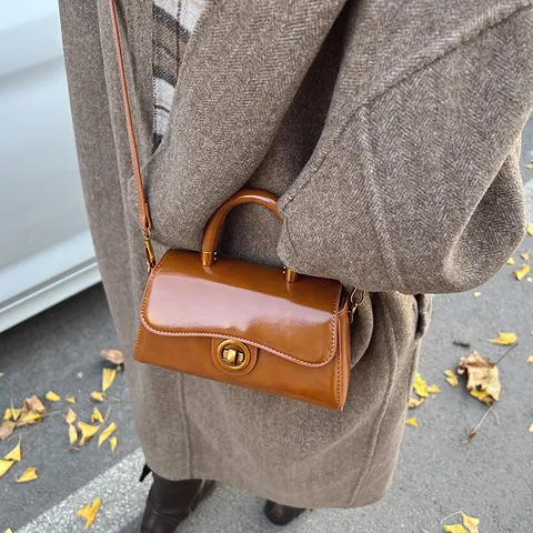 Vintage PU Leder Kleine quadratische Tasche Für Damen Gold Drehverschluss Handtasche Mit Schultergurt Retro Umhängetasche