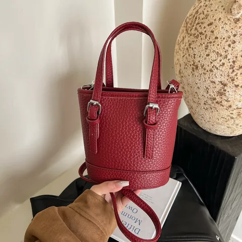 Damen Minimalistische Beuteltasche Aus PU Leder Mit Lychee Muster Handtasche Umhängetasche Mit Silberschnalle