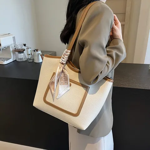 Dames Grote Capaciteit Tote Bag PU Leer Lychee Korrel Schoudertas Met Satijnen Sjaal Eenvoudige Woon-werkverkeer Tote Bag