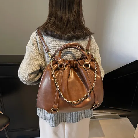 Sac à Épaule en Cuir PU Plissé pour Femmes Rétro Sac à Main Grande Capacité Avec Chaîne Dorée Sac Bandoulière Bureau